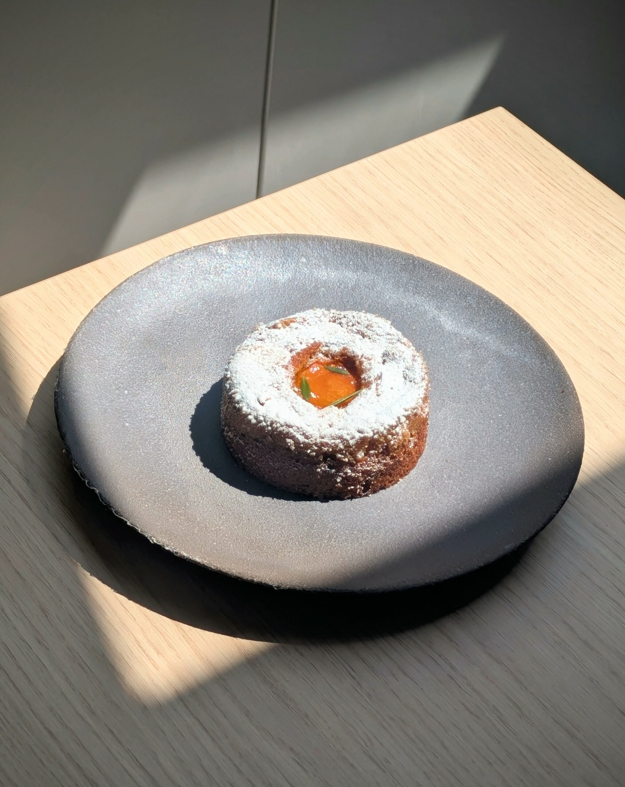 moelleux abricot miel herbes savoie annecy saison pâtisserie
