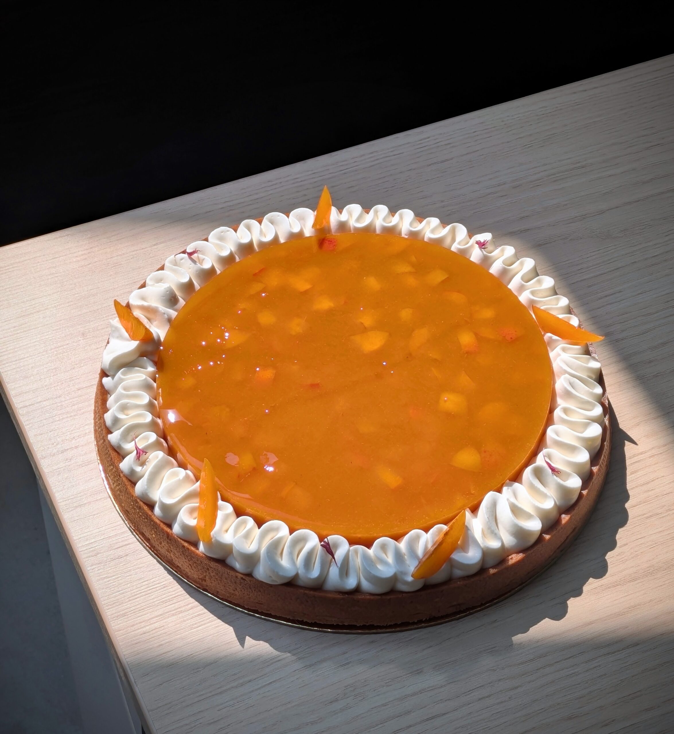 tarte abricot reine des prés saison pâtisserie annecy savoie